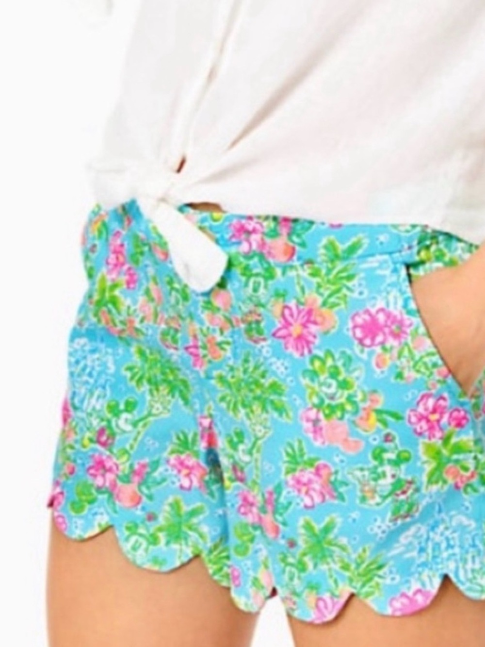 Lilly Pulitzer Buttercup Shorts, Lilly Loves Disney Blue Ibiza (NWT)